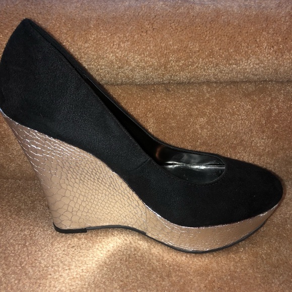 Kardashian Kollection Black Silver Wedge Heels 7.5 - Picture 5 of 8